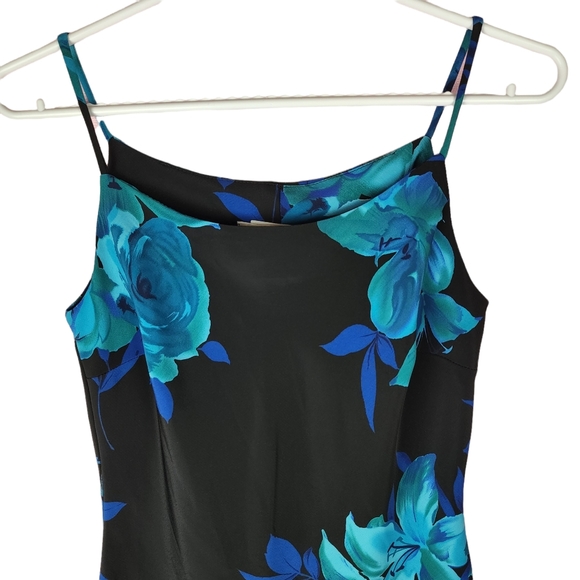 Fairweather floral mini dress - Picture 2 of 5